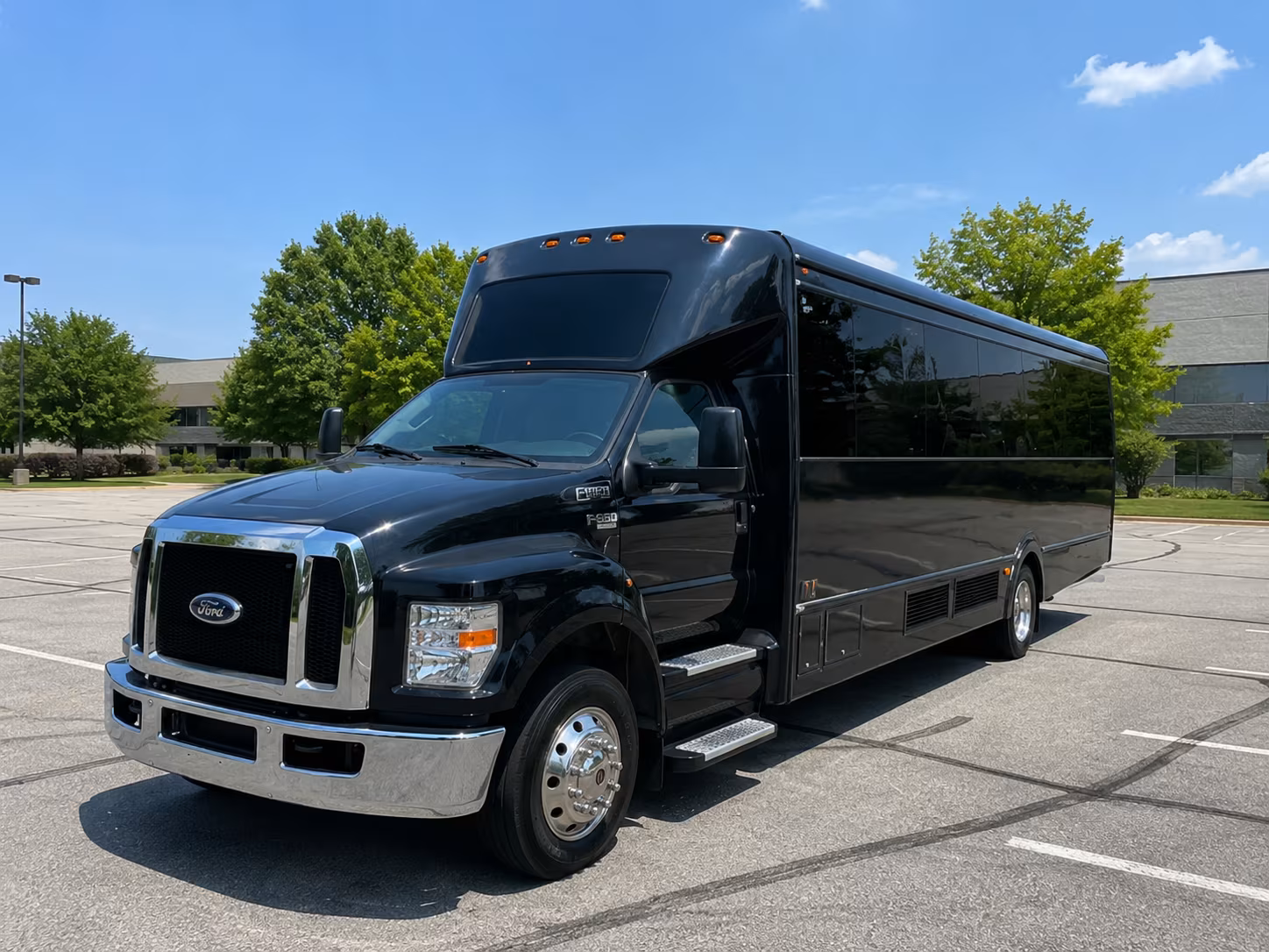 San Antonio Homecoming & Prom Party Bus Rentals